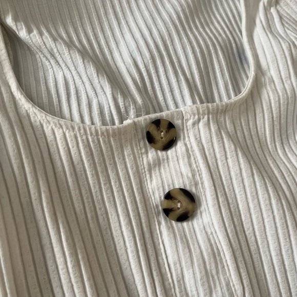 FASHION NOVA Long Sleeve Bodysuit - Picture 4 of 4